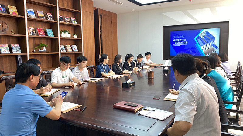 規范接待禮儀 促進(jìn)企業(yè)發(fā)展