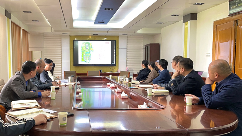 十里長(cháng)山文化旅游產(chǎn)業(yè)園影視基地核心區方案設計討論會(huì )召開(kāi)